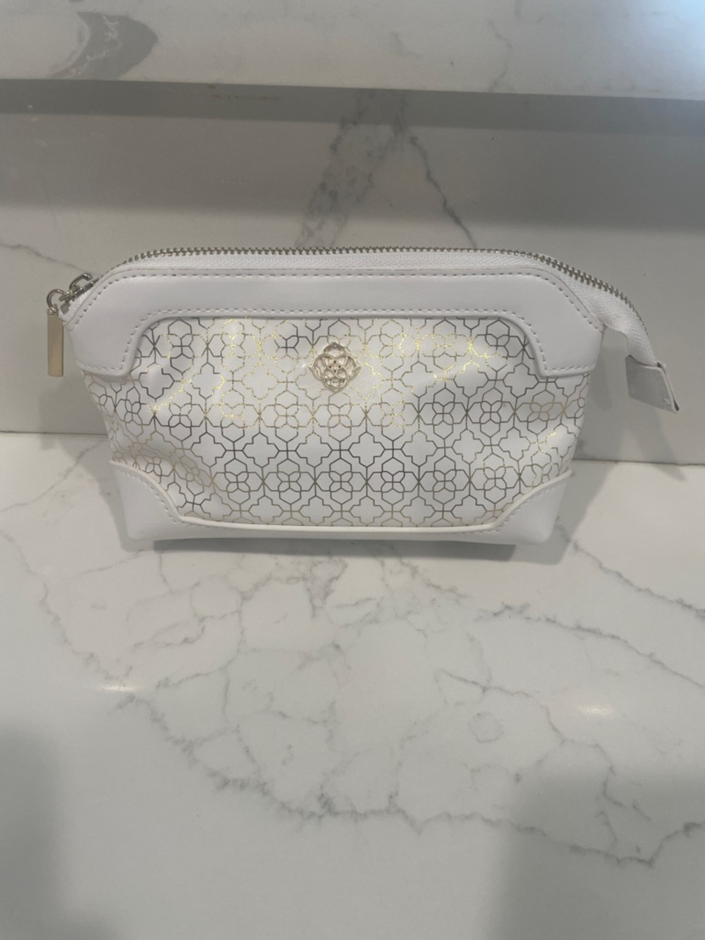 Kendra Scott White and Gold Patterned Cosmetic Pouch Duo - Picture 4 of 9